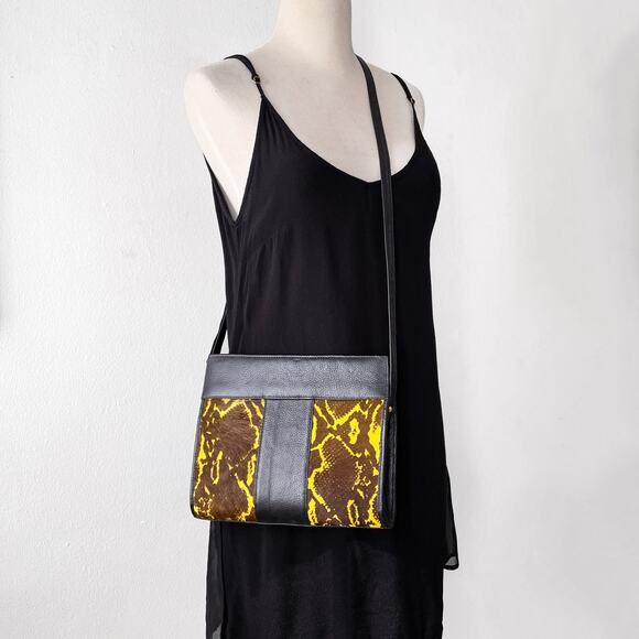 Kyu By Kesi Black Yellow Leather Crossbody Bag Faux Fur Snakeskin Clutch Purse - Picture 2 of 11